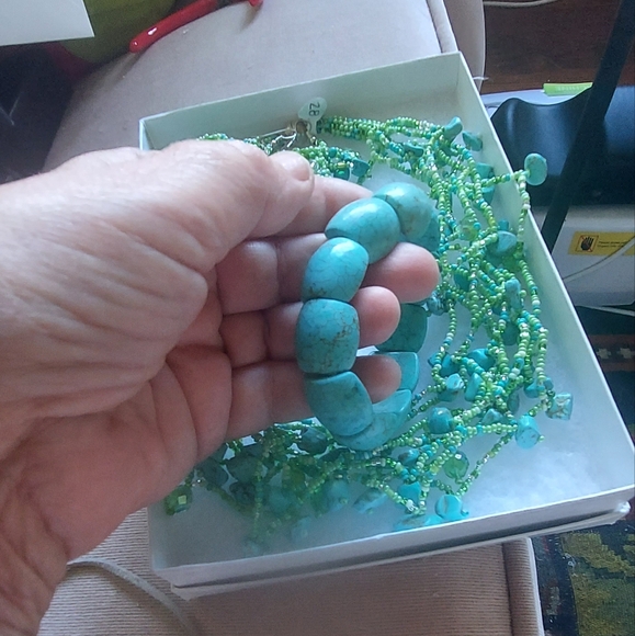 NWT Set Turquoze Beads Earrings Bracelet Necklace - Picture 6 of 8